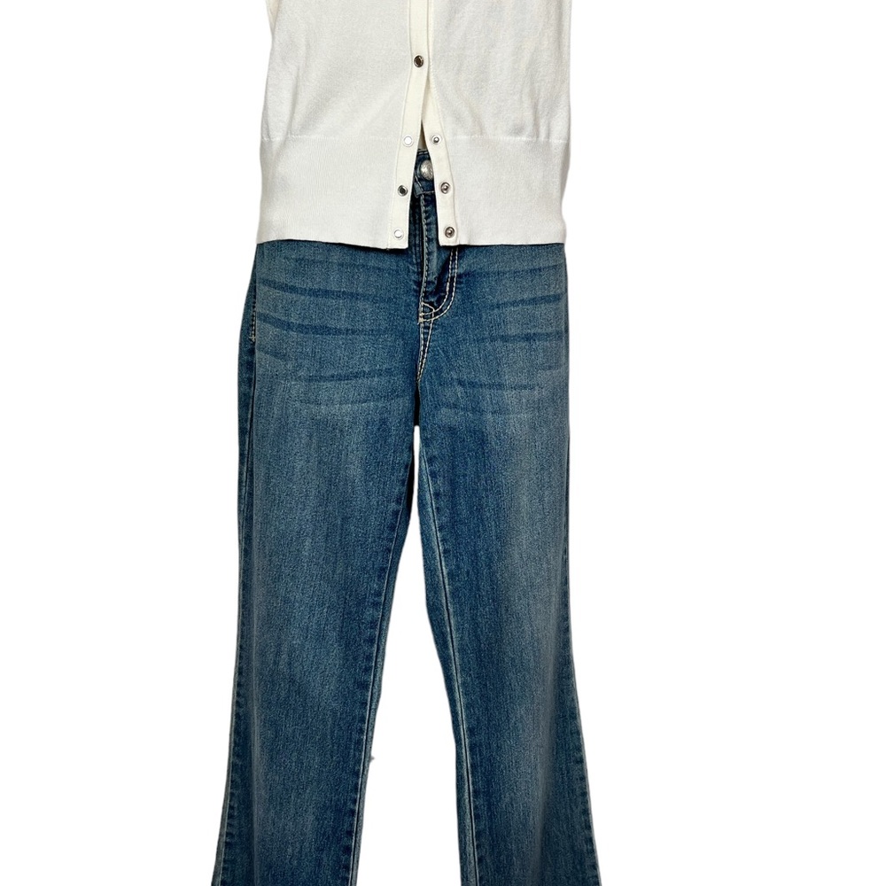 Women’s Jeans by Code Blue, rhinestone embellished back pockets. Size 10